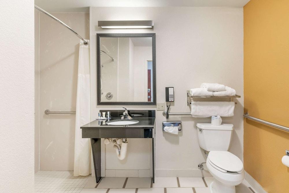 Comfort Inn & Suites Berea photo 18