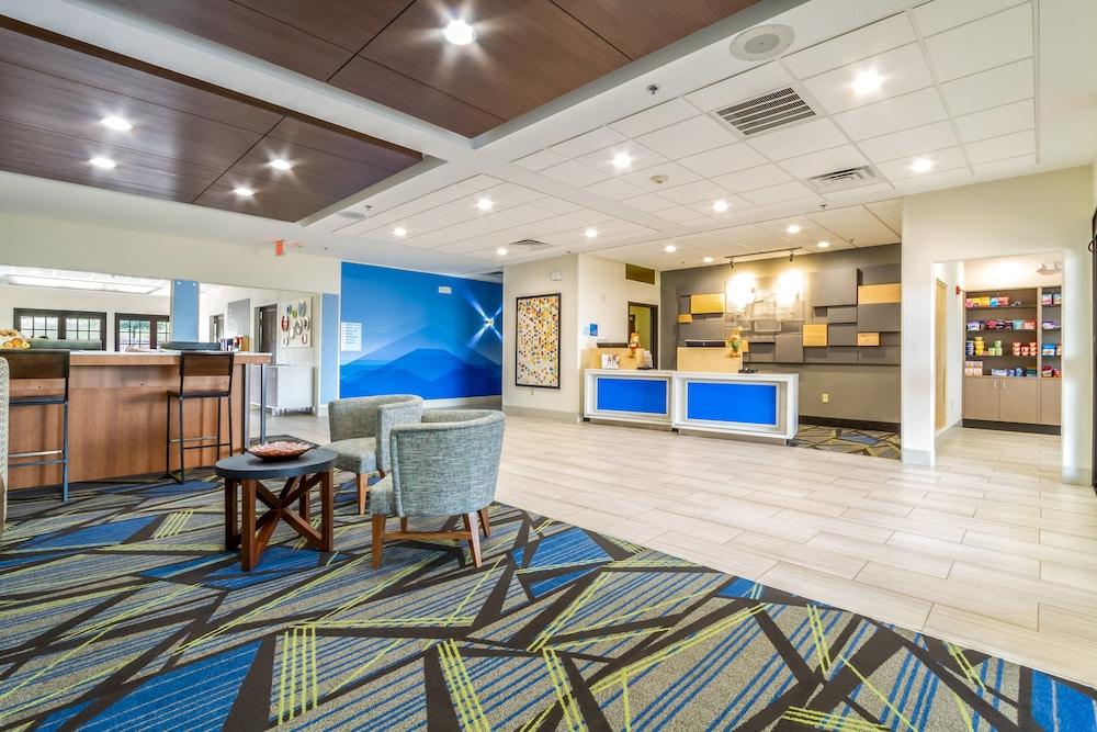 Holiday Inn Express & Suites Hearne by IHG photo 21