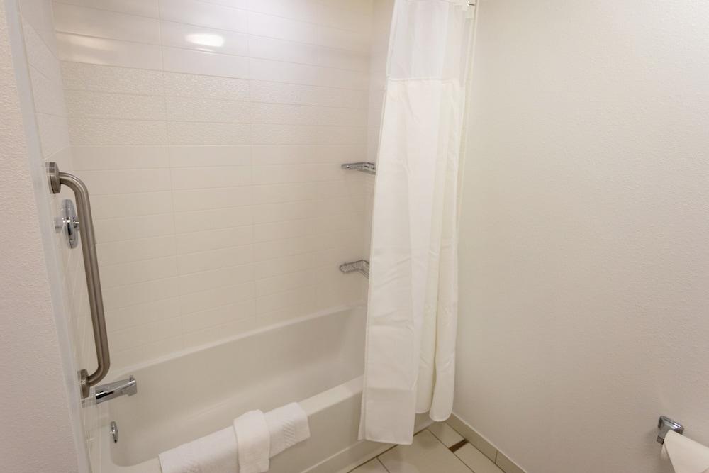 Fairfield Inn & Suites Athens I65 photo 16