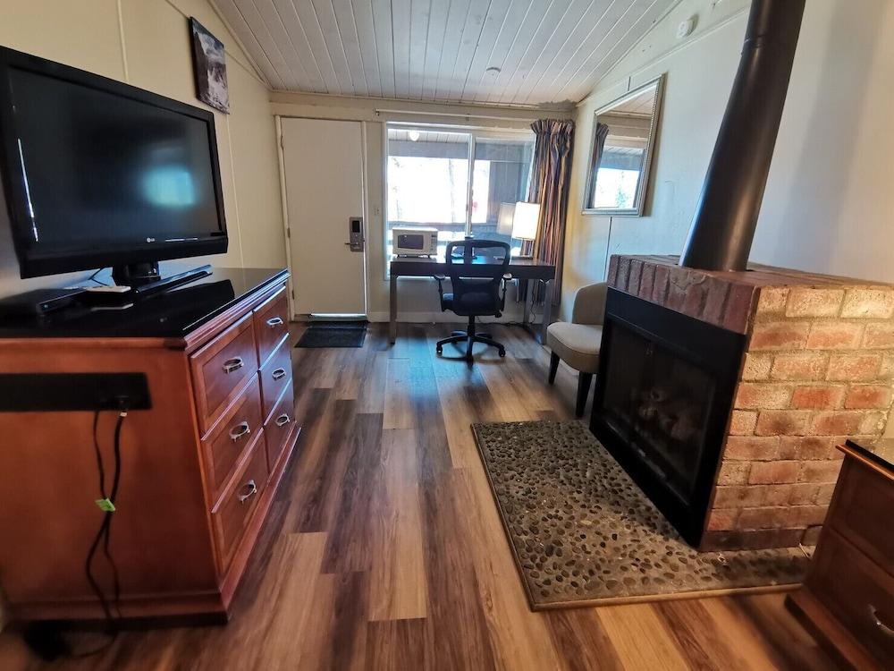 Studio 9 Big Bear photo 60