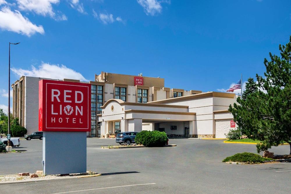 Red Lion Hotel & Conference Center Cheyenne photo 1