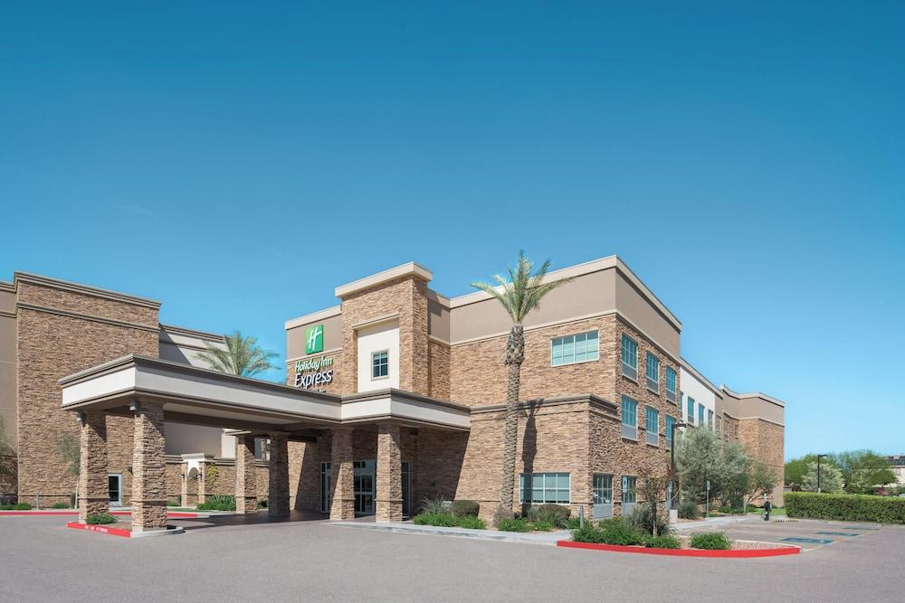 Holiday Inn Express & Suites Phoenix East - Gilbert by IHG photo 60