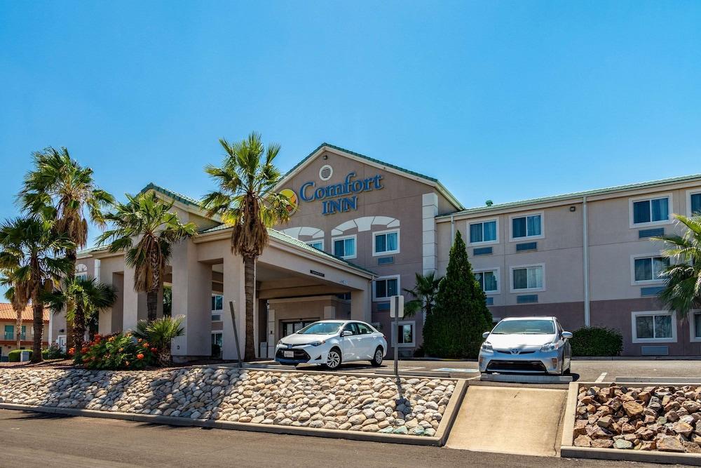 Comfort Inn Tucson Central photo 40