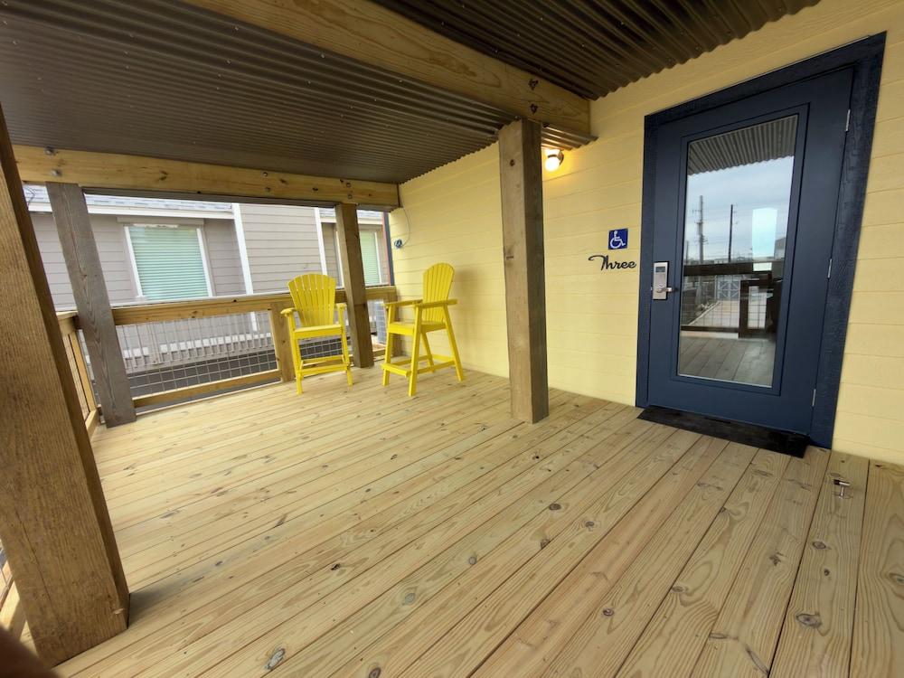 The Breeze Beachfront Resort photo 3