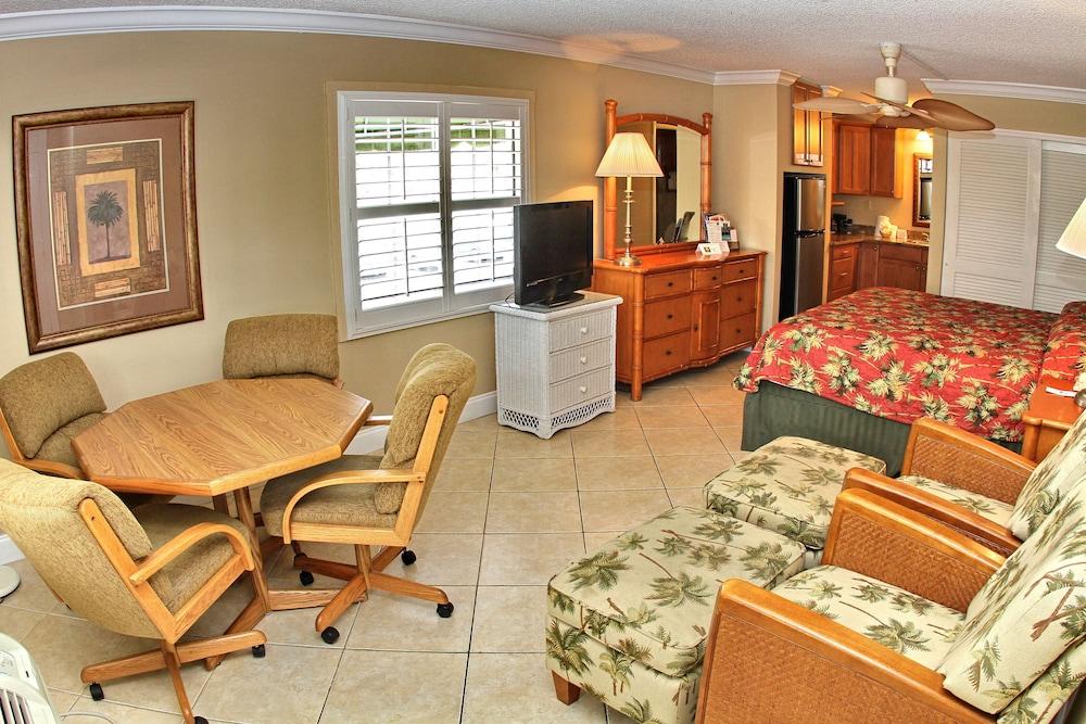 Gulfcoast Inn Naples photo 3