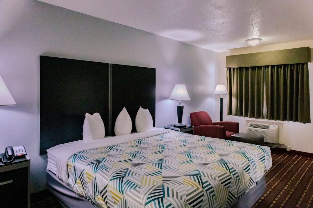 Motel 6 Nacogdoches TX photo 9
