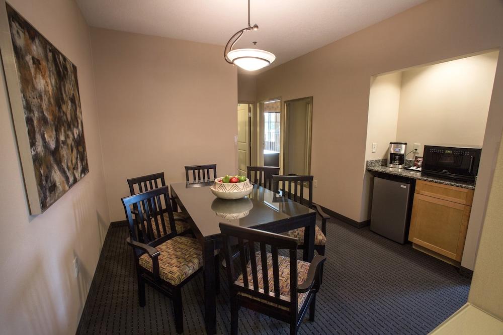 Holiday Inn Hotel & Suites St. Paul NE - Lake Elmo by IHG photo 21
