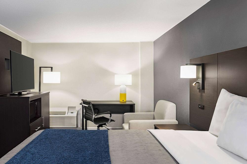 Days Inn by Wyndham Chillicothe photo 32