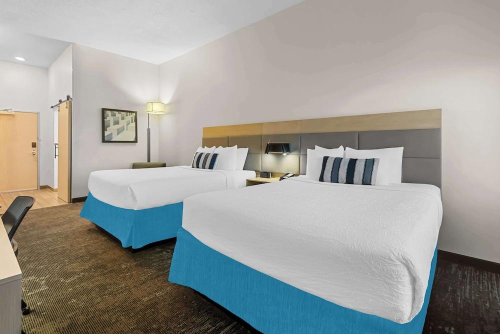 Best Western Plus Ogallala Inn photo 27