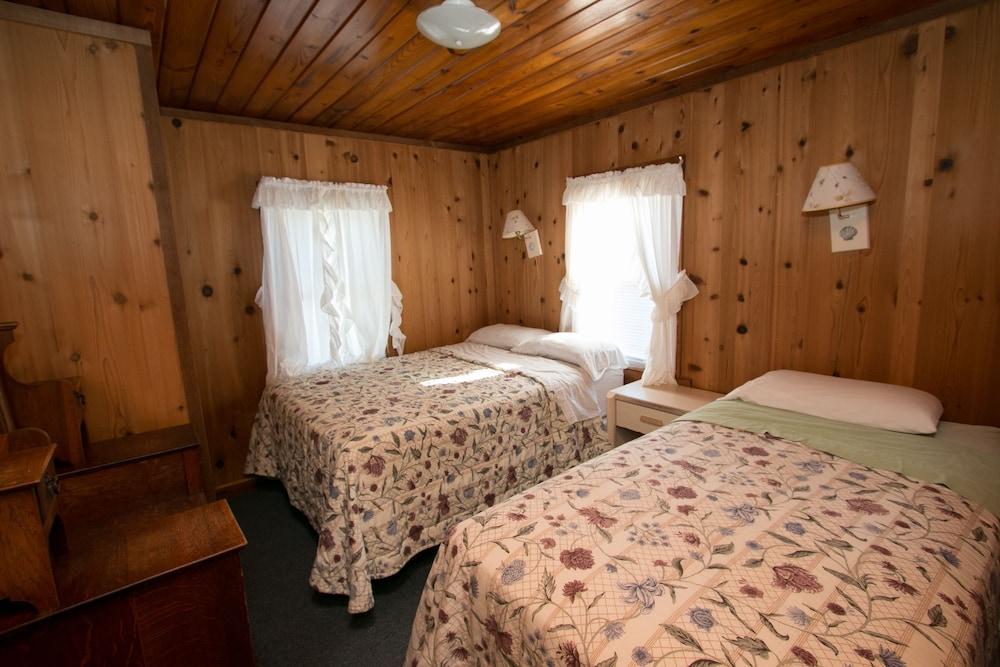 Outer Banks Motel - Village Accommodations photo 5