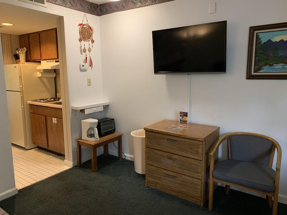 Laurel Inn Condominium photo 82