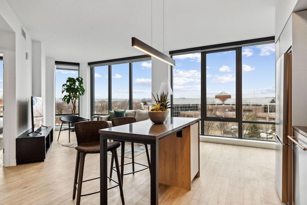 Placemakr Buzzard Point photo 88