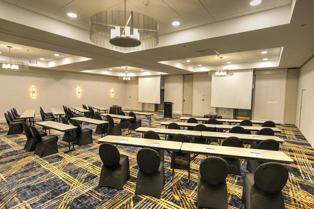 Crowne Plaza Hotel Jacksonville Airport/I-95N by IHG photo 37
