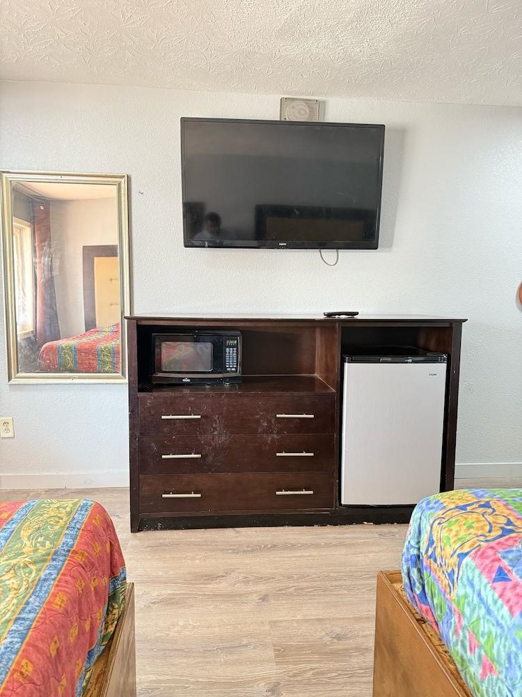 BlissPoint Inn FKA Motel 6t7 photo 10
