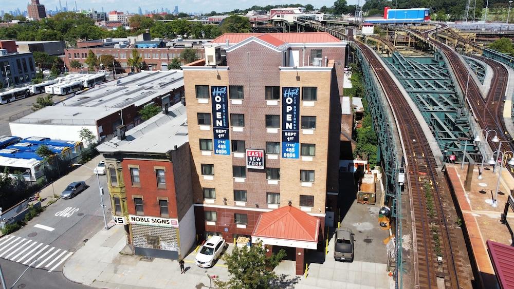 East  New York Inn photo 15