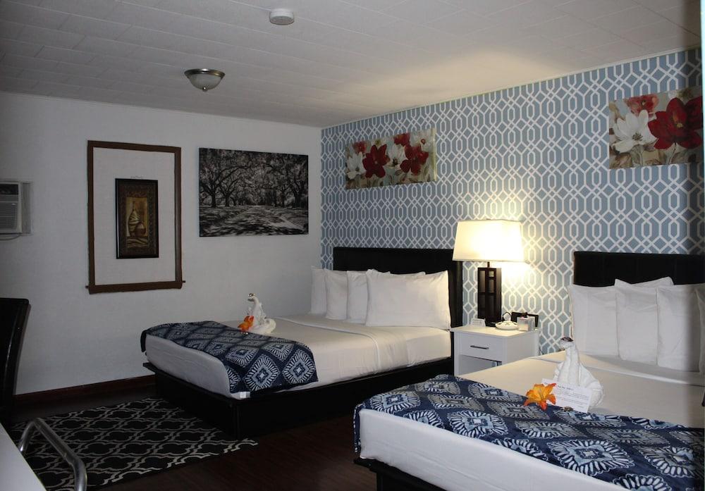 Arrowhead Motel photo 11