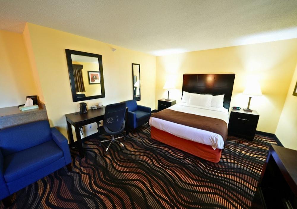 Rock Island Inn & Suites Streator IL photo 21