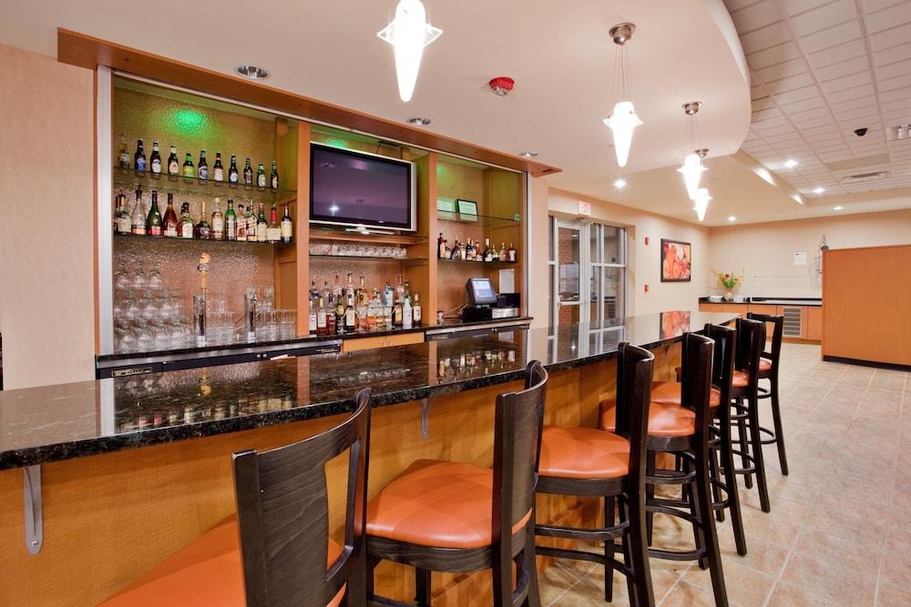 Holiday Inn Hotel & Suites Williamsburg-Historic Gateway by IHG photo 22