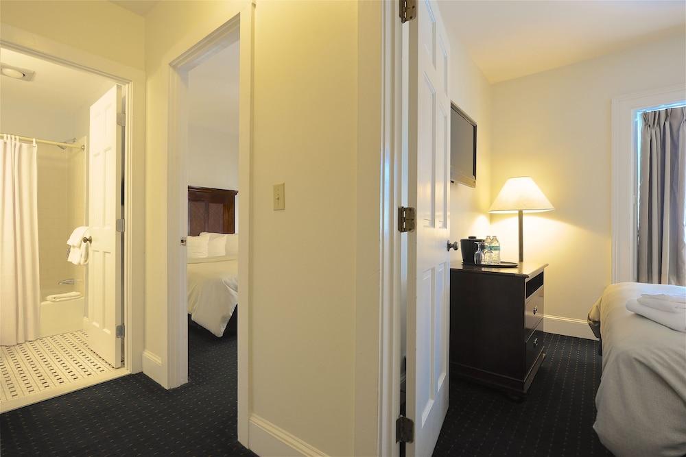 Jailhouse Inn photo 17