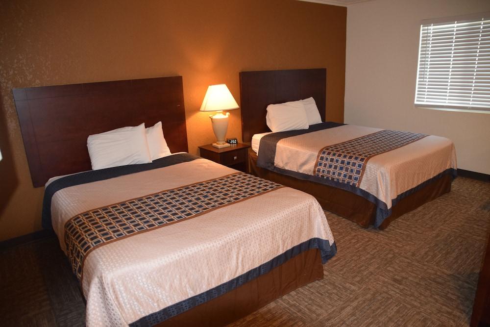 Hobbs Family Inn photo 11