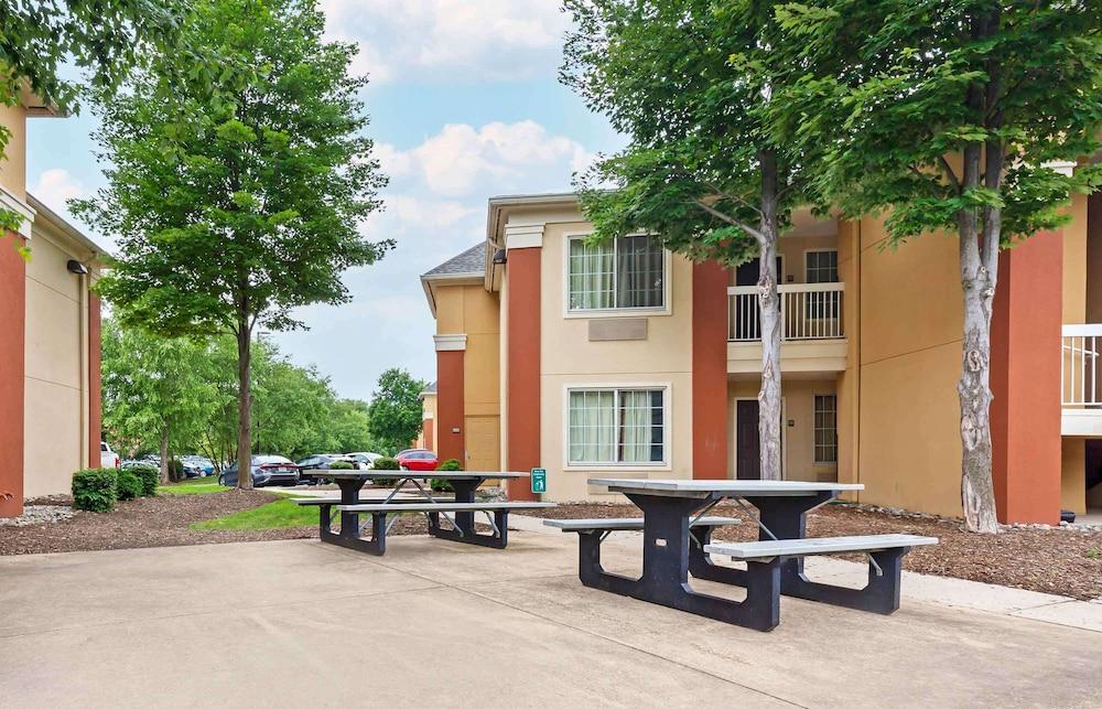 Extended Stay America Suites Washington DC Germantown Town C photo 41