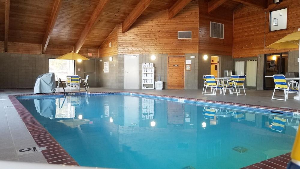 AmericInn by Wyndham Minocqua photo 12
