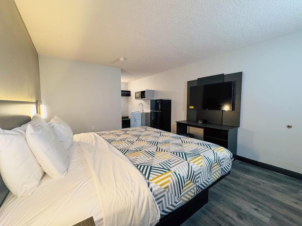 Studio 6 Southgate, Mi - Detroit photo 4