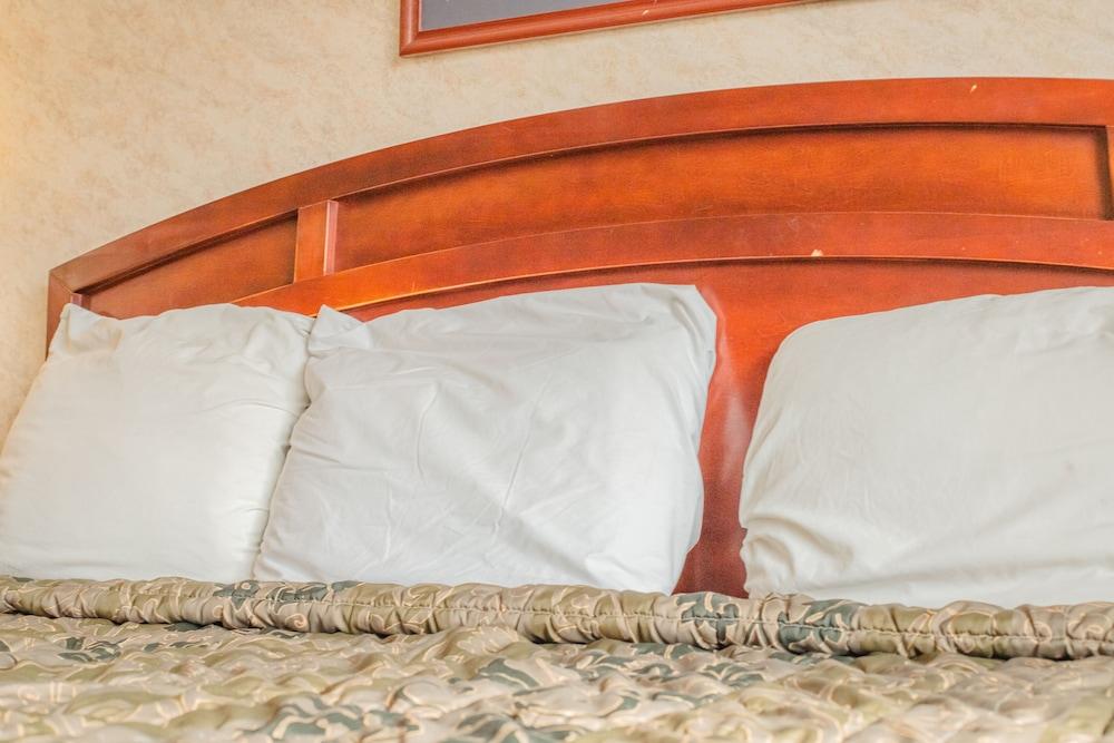 Colfax Inn photo 58