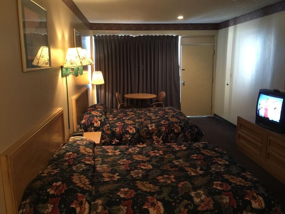 Ashland Inn photo 31