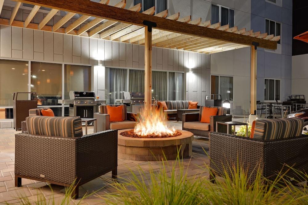 TownePlace Suites by Marriott Detroit Allen Park photo 44