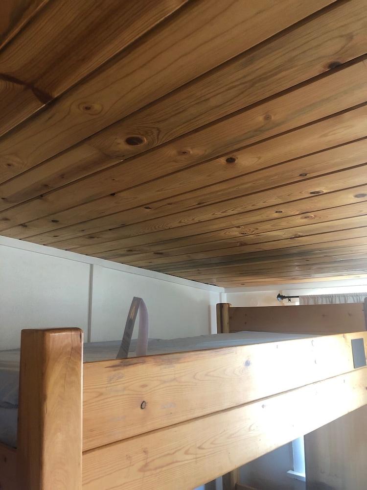 Estes Park Adventure Hostel photo 9