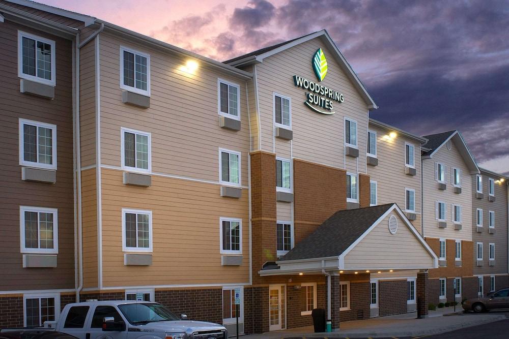 WoodSpring Suites Chicago Romeoville photo 24