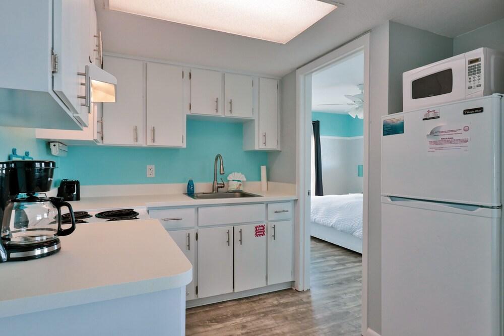 Coastal Waters Inn photo 47