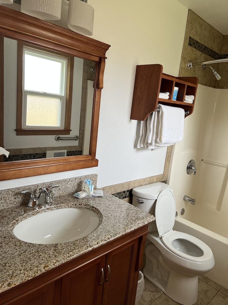 All Star Inn & Suites photo 90