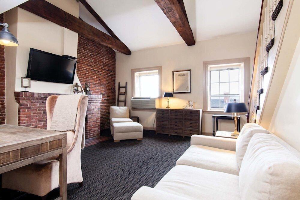 Garrison Inn Boutique Hotel photo 18