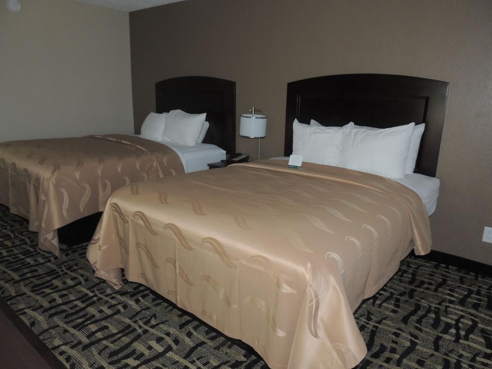 Quality Inn Rochester West photo 2