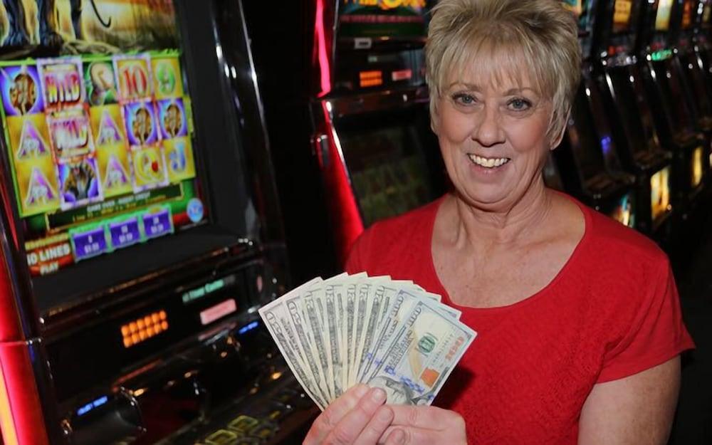 Wind River Hotel and Casino photo 18