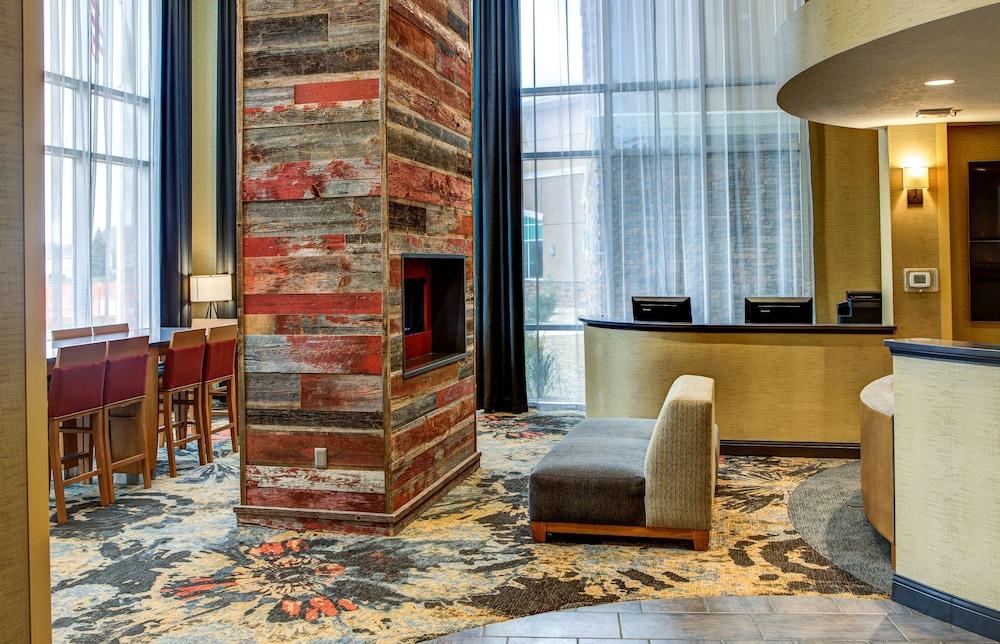 DoubleTree by Hilton West Fargo Sanford Medical Center Area photo 7