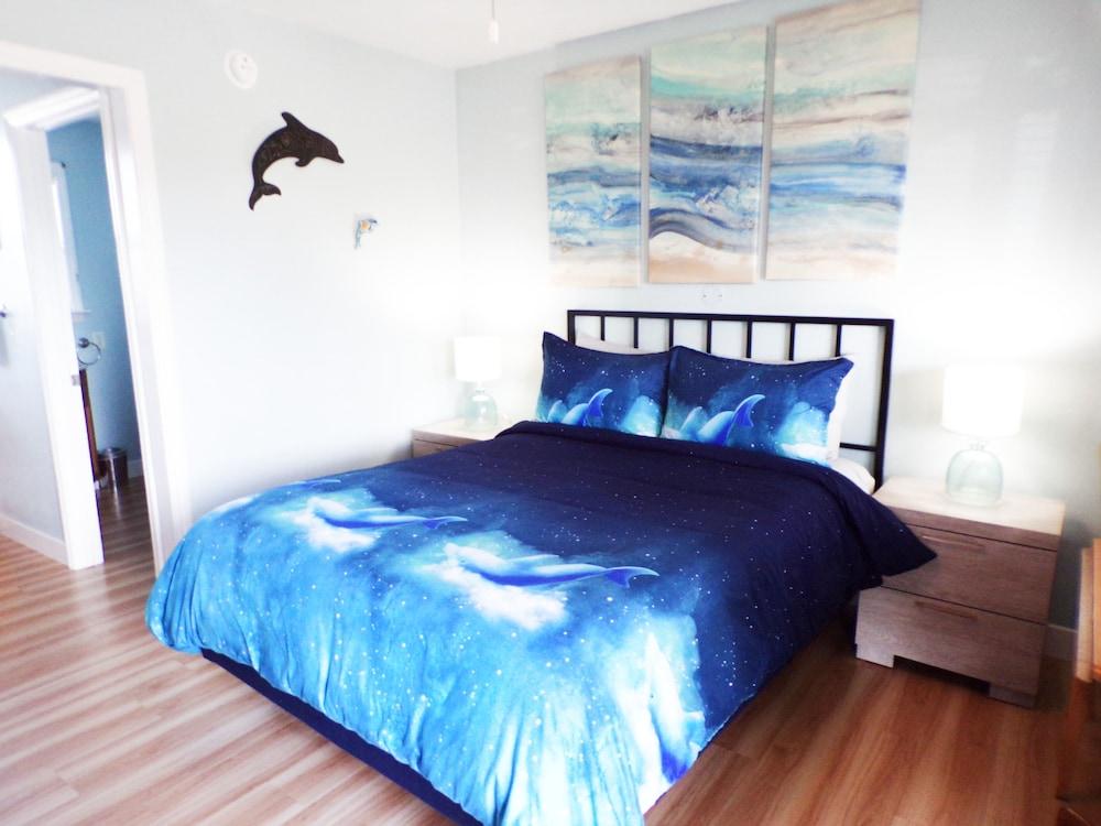 Shoreline Cottages photo 9
