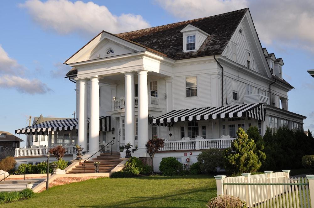 Peter Shields Inn & Restaurant photo 40