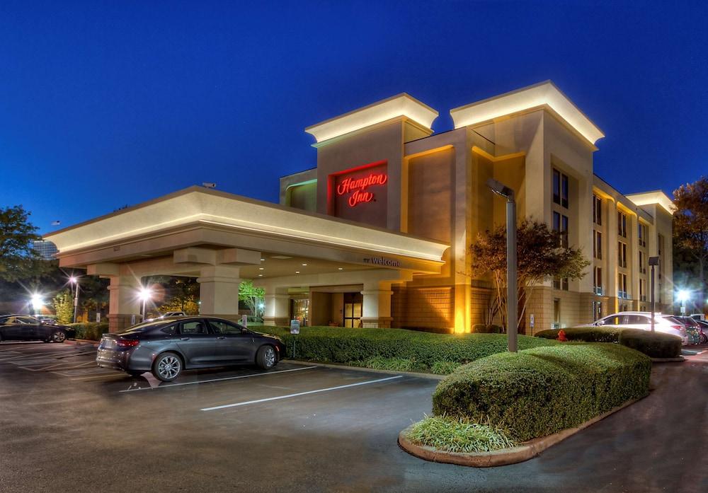 Hampton Inn Memphis-Poplar photo 1
