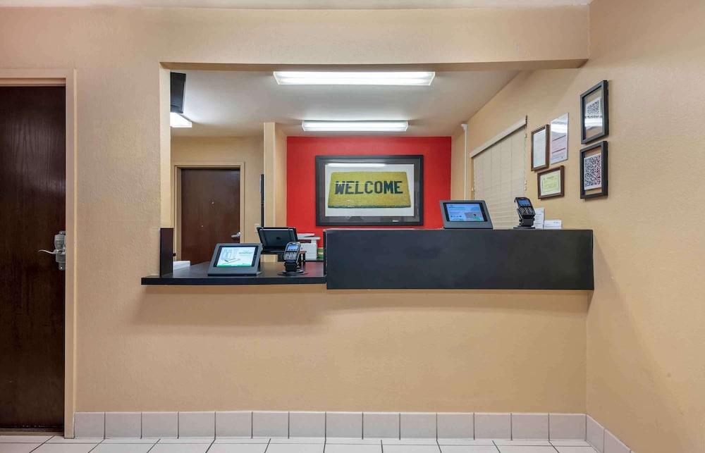 Extended Stay America Select Suites Gainesville I-75 photo 4