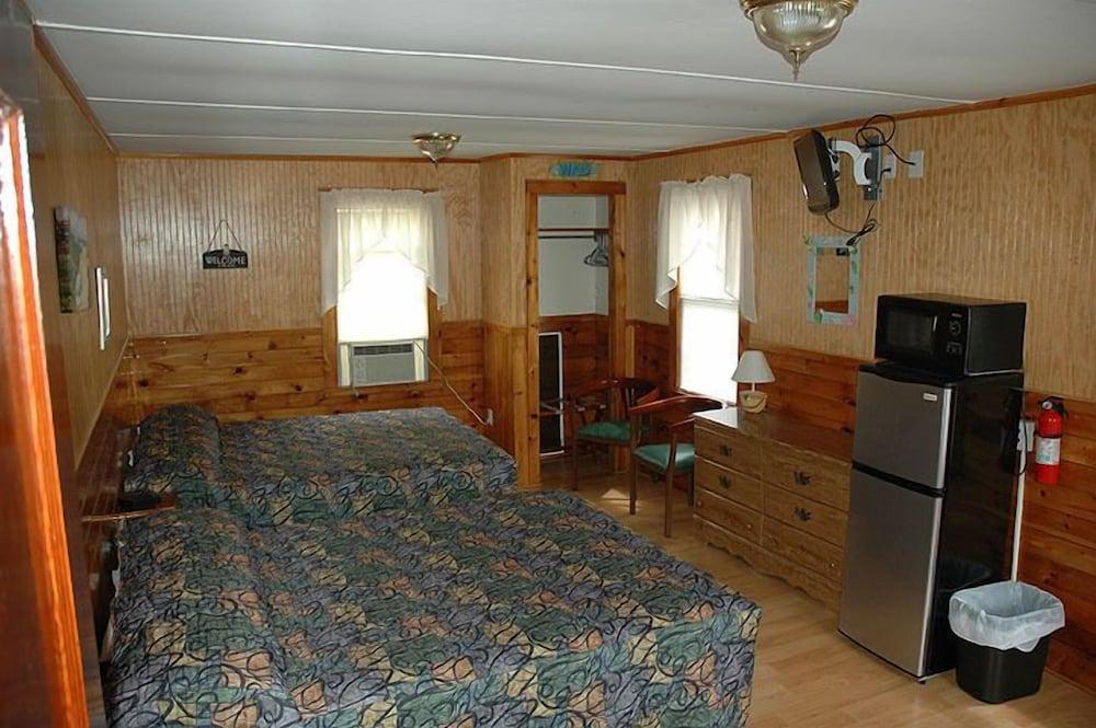 Channel Watefront Cottages photo 12