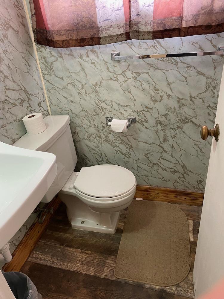 Dighton Inn photo 47
