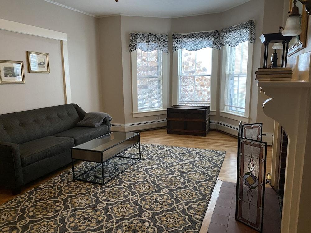 Sunset Hill House photo 43