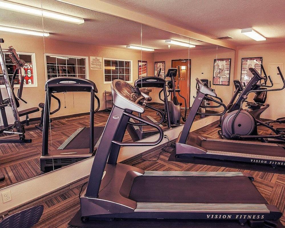 Birch Hill Suites South Bend photo 8
