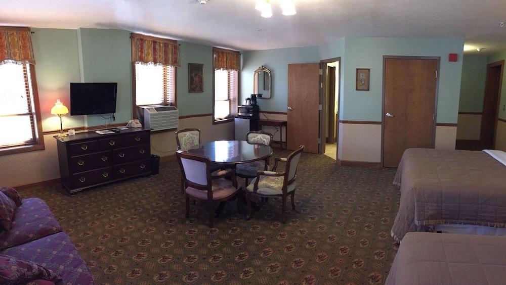 Hotel Millersburg photo 48