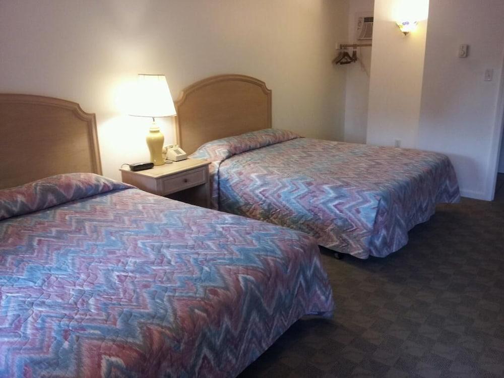 Tallwood Motel Wells photo 22