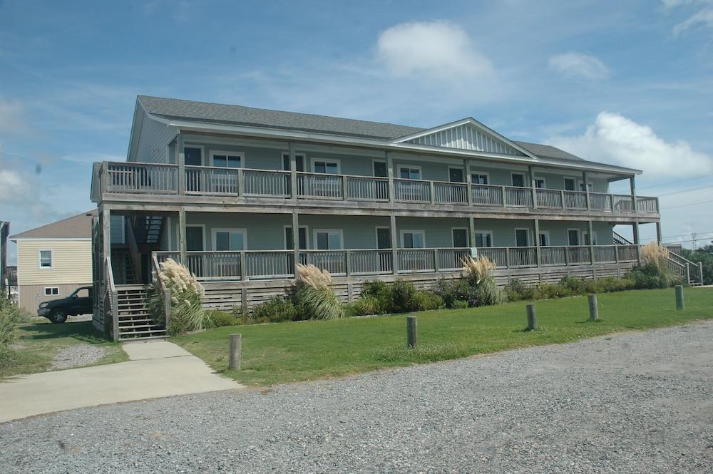 Village Marina photo 1