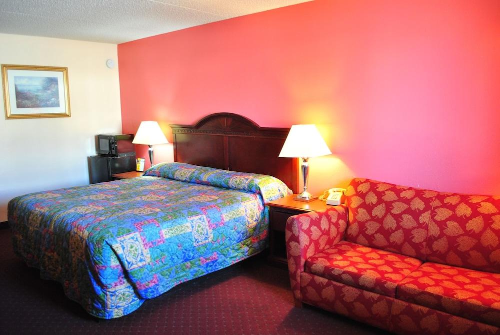 Coconut Grove Motor Inn photo 6